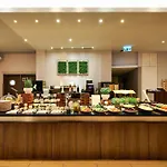 酒店 华沙美居大酒店 4*