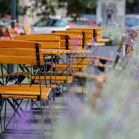 فندق ميركيور وارسزاوا غراند