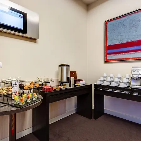 华沙美居大酒店 酒店