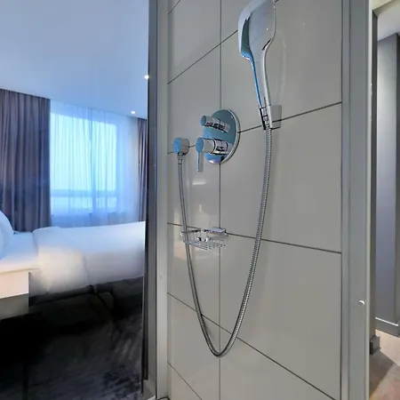 Отель Mercure Grand 4*
