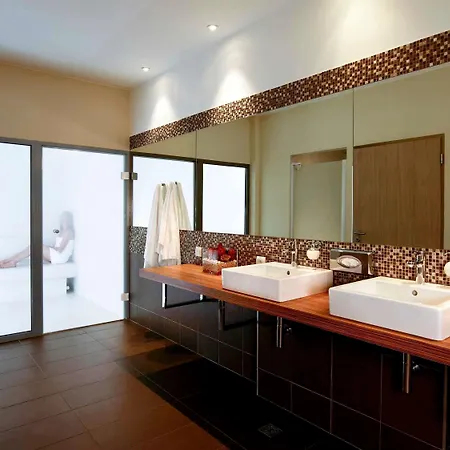 Mercure Grand Готель